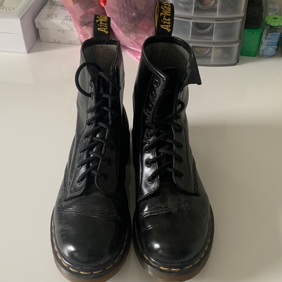 Dr. Martens Shoes - Black doc martins